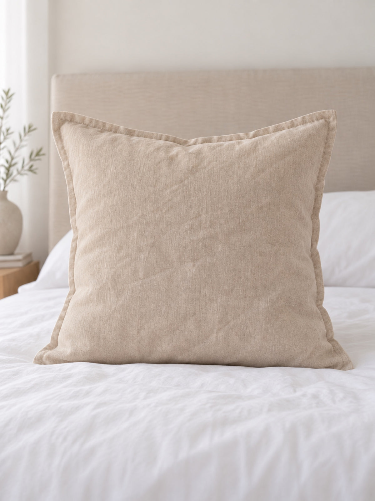 Funda de Cojín Lino Francés 100% natural Modelo Pestaña 60 x 60 cm — Beige
