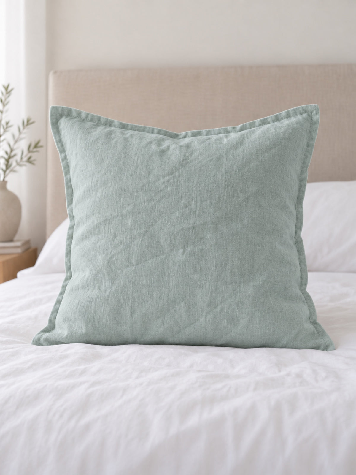 Funda de Cojín Lino Francés 100% natural Modelo Pestaña 60 x 60 cm — Verde Salvia