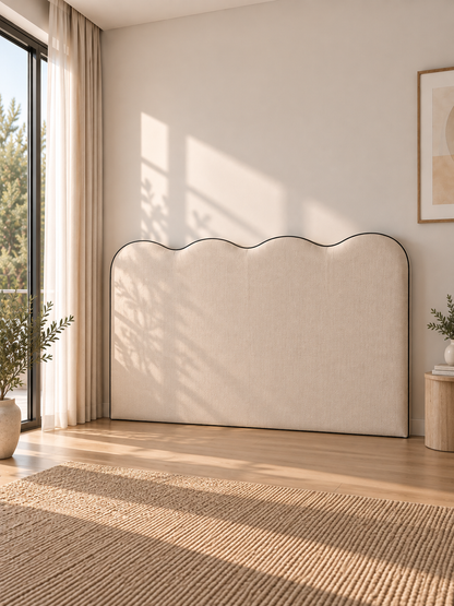 Respaldo Riva Beige sin cama, contorno de ondas suaves y vivo Negro